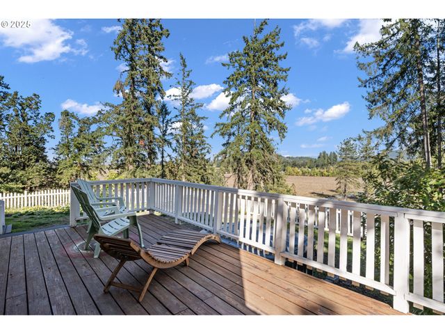 82044 MAHR Ln, Creswell, OR 97426