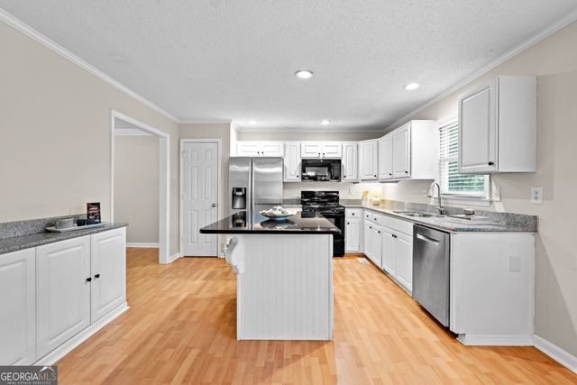 39 Springfield Court, Newnan, GA 30265