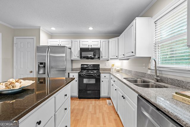 39 Springfield Court, Newnan, GA 30265