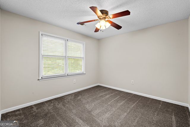 39 Springfield Court, Newnan, GA 30265