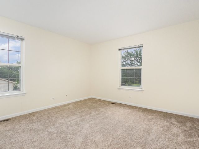 11 Lindsey Court, Bolingbrook, IL 60440