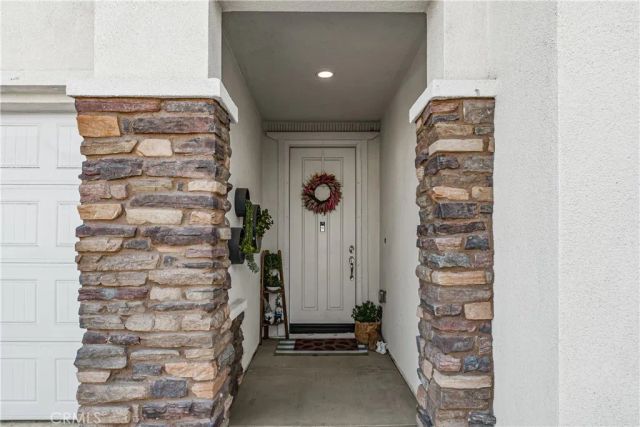 3549 Palmwood Drive, Jurupa Valley, CA 92509