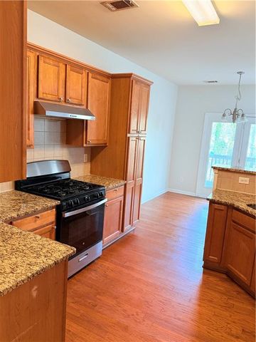 549 Granite Court, Lawrenceville, GA 30044