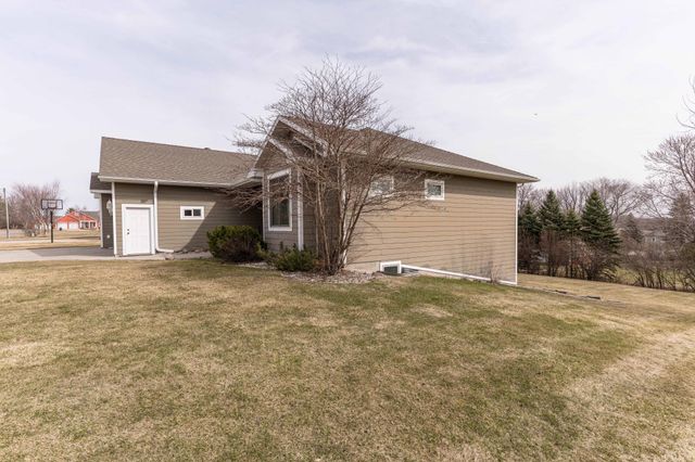 1305 Jessie Court, Fergus Falls, MN 56537