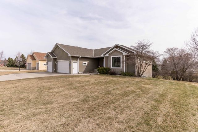 1305 Jessie Court, Fergus Falls, MN 56537