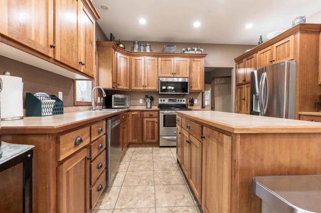 1305 Jessie Court, Fergus Falls, MN 56537