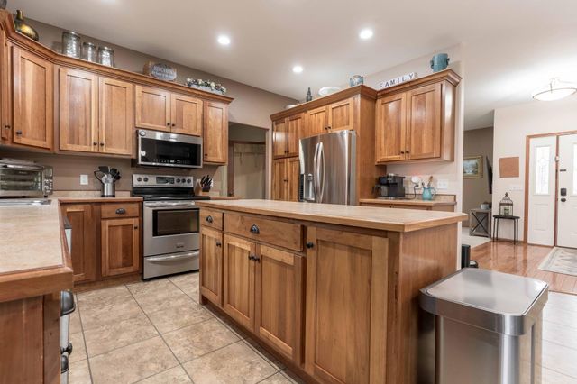1305 Jessie Court, Fergus Falls, MN 56537