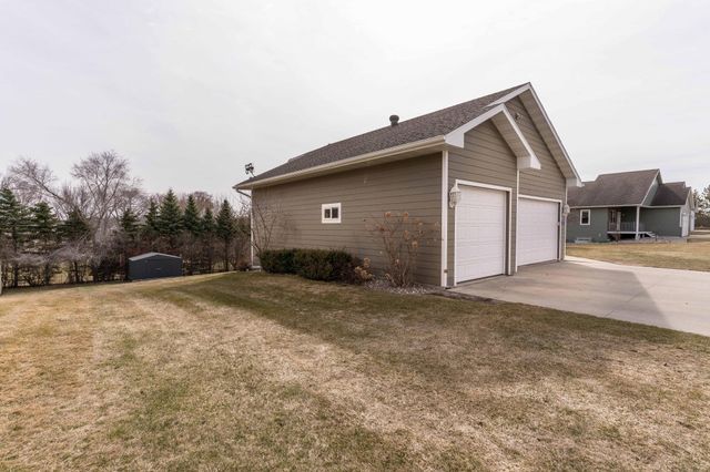 1305 Jessie Court, Fergus Falls, MN 56537