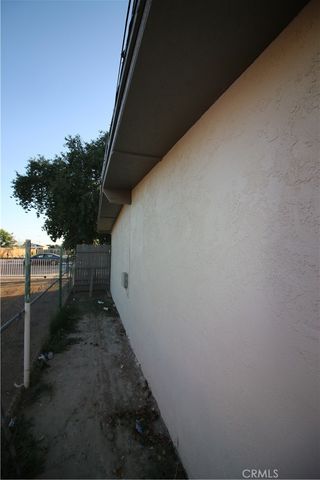 84042 Lingayan, Indio, CA 92201