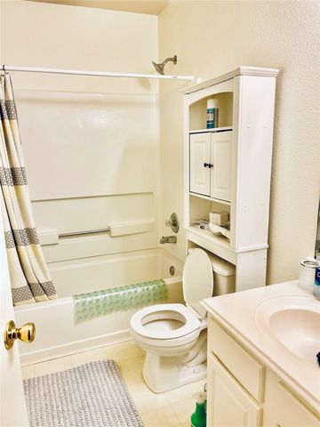 5707 Highbury Court, Houston, TX 77084