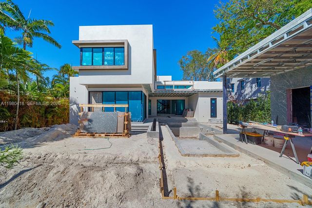 820 NE 111th Street, Biscayne Park, FL 33161