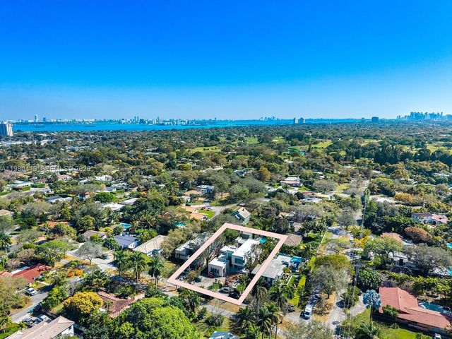 820 NE 111th Street, Biscayne Park, FL 33161