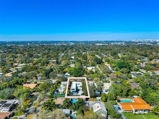 820 NE 111th Street, Biscayne Park, FL 33161