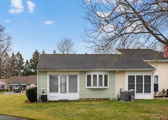 19 Hearthside Drive, Mount Sinai, NY 11766