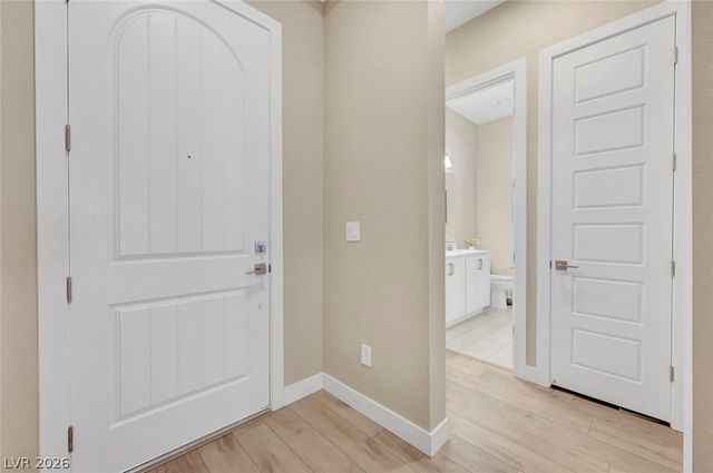 552 Comodo Street, Henderson, NV 89011