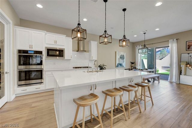 552 Comodo Street, Henderson, NV 89011