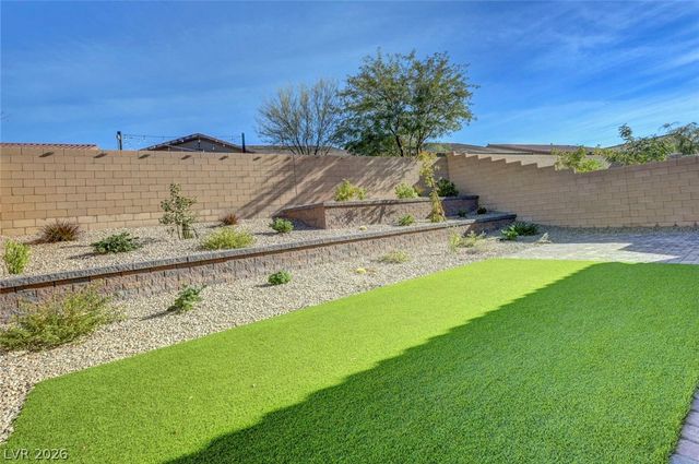 552 Comodo Street, Henderson, NV 89011