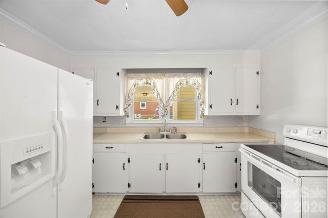 644 Dallas Spencer Mountain Road, Dallas, NC 28034