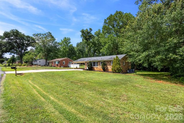644 Dallas Spencer Mountain Road, Dallas, NC 28034