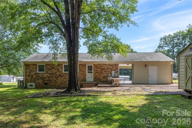 644 Dallas Spencer Mountain Road, Dallas, NC 28034