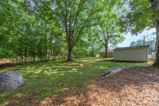 644 Dallas Spencer Mountain Road, Dallas, NC 28034
