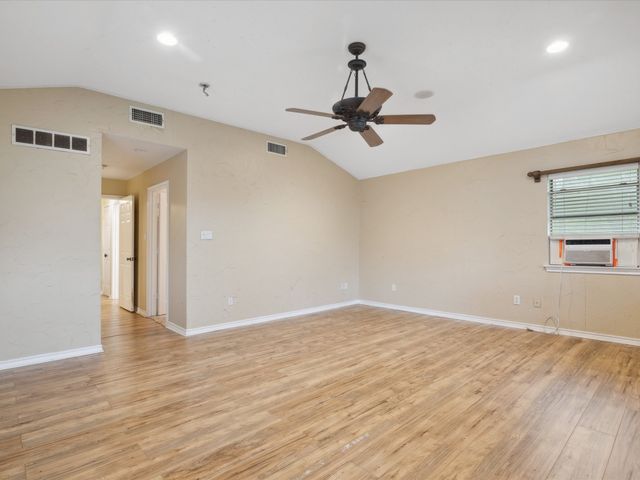 1302 Forreston Road, Waxahachie, TX 75165