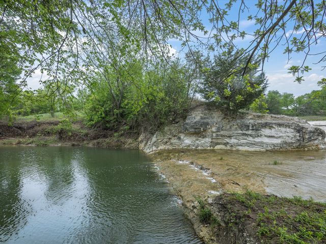 1302 Forreston Road, Waxahachie, TX 75165