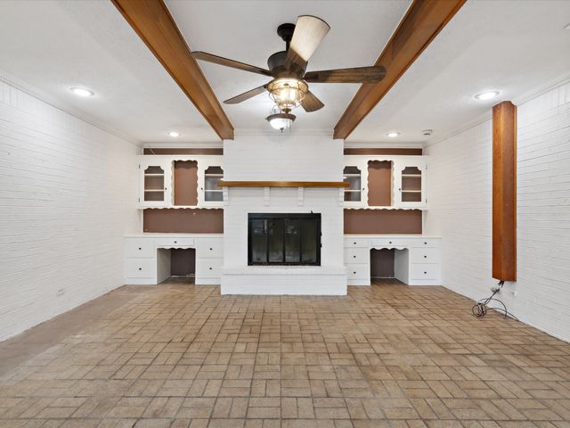 1302 Forreston Road, Waxahachie, TX 75165