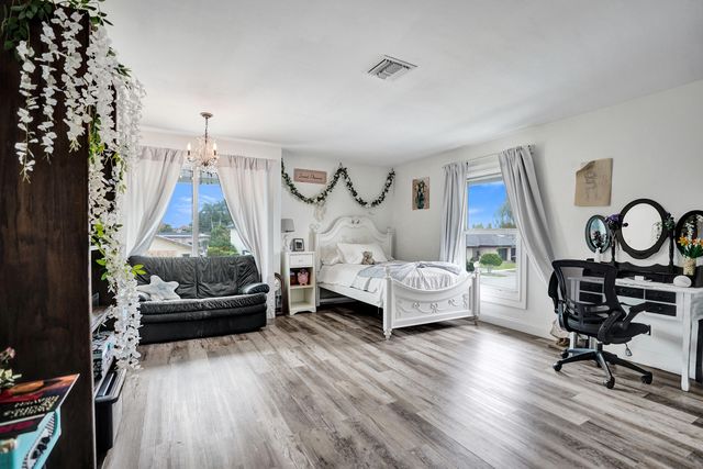 3001 NE 47th Street, Lighthouse Point, FL 33064