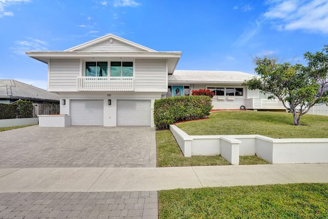 3001 NE 47th Street, Lighthouse Point, FL 33064