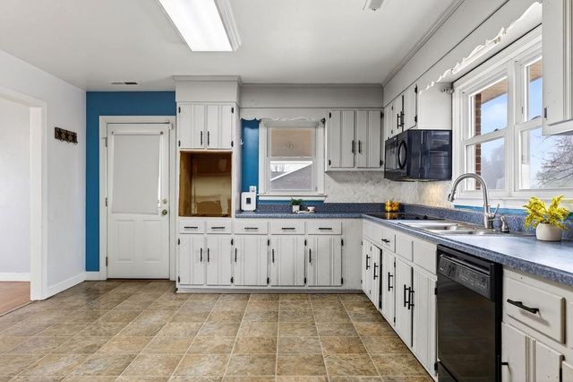 138 TINKLING SPRING RD, Fishersville, VA 22939