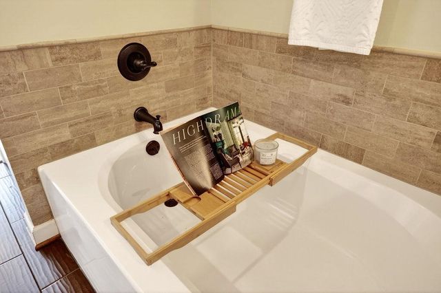 138 TINKLING SPRING RD, Fishersville, VA 22939