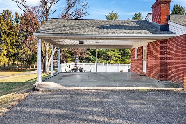 138 TINKLING SPRING RD, Fishersville, VA 22939