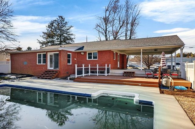 138 TINKLING SPRING RD, Fishersville, VA 22939