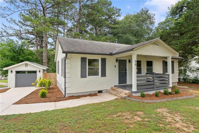 96 Senoia Road, Fairburn, GA 30213