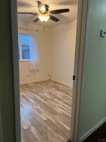 11861 Chris Lane, Hanford, CA 93230