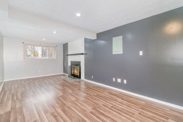 6806 Hillock Court, Florence, KY 41042