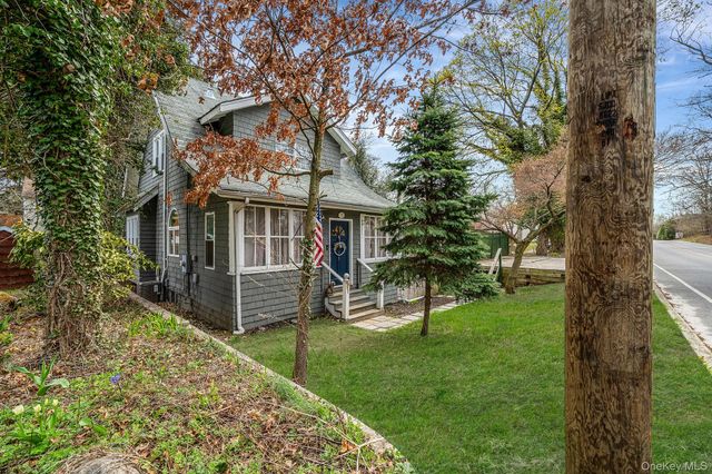 75 N Columbia Street, Port Jefferson, NY 11777