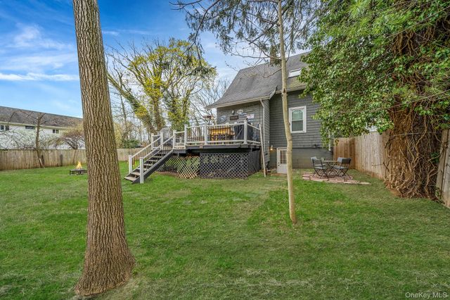 75 N Columbia Street, Port Jefferson, NY 11777