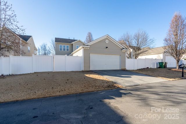 10725 Serape Road, Charlotte, NC 28277