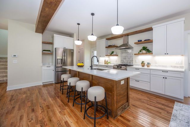 614 S 7th Street, Ann Arbor, MI 48103