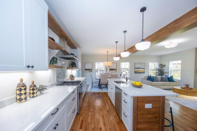 614 S 7th Street, Ann Arbor, MI 48103