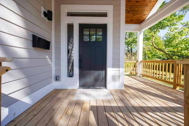 614 S 7th Street, Ann Arbor, MI 48103