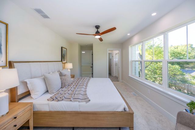 614 S 7th Street, Ann Arbor, MI 48103