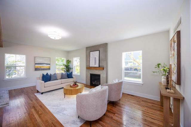 614 S 7th Street, Ann Arbor, MI 48103