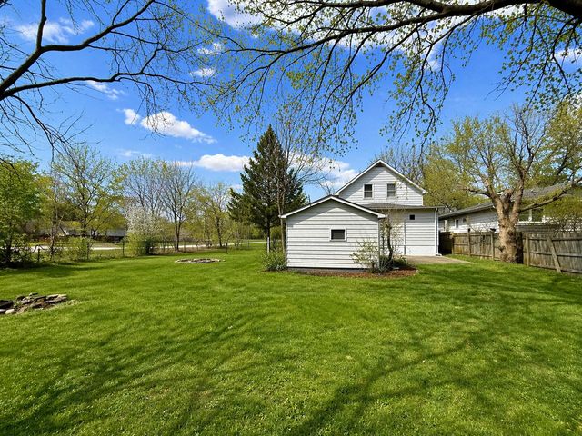 1911 Hebron Avenue, Zion, IL 60099