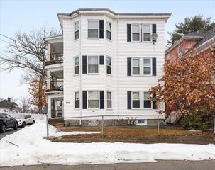 285 Green St 2, Brockton, MA 02301