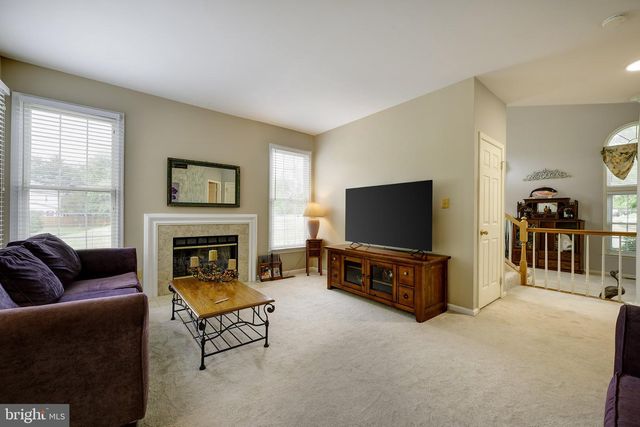15469 CAGNEY CT, Woodbridge, VA 22193