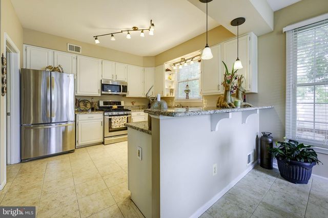15469 CAGNEY CT, Woodbridge, VA 22193