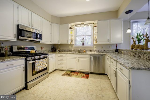 15469 CAGNEY CT, Woodbridge, VA 22193